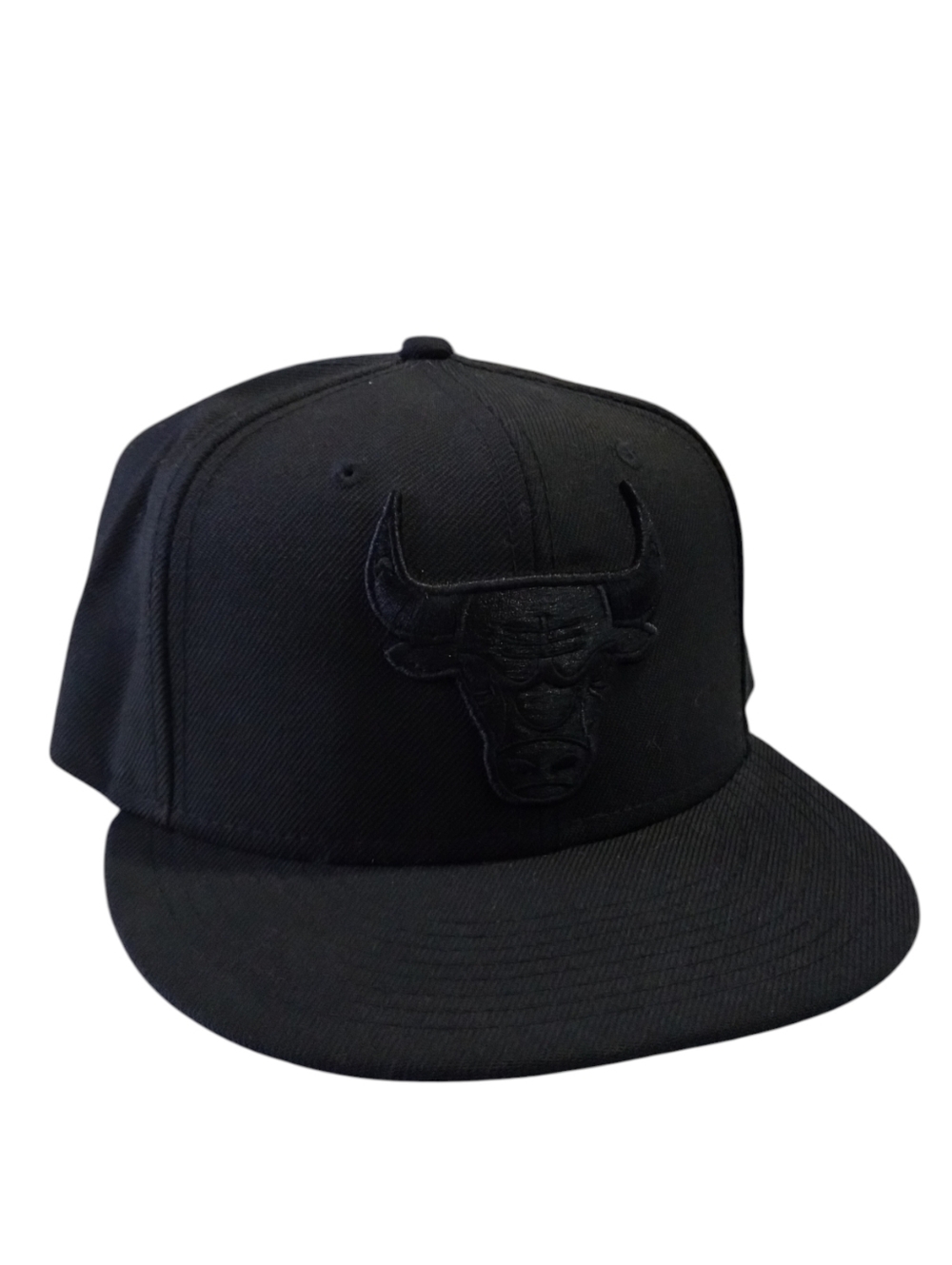 New Era Chicago Bulls NBA Black on Black 9FIFTY Snapback Cap
